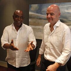 Sexwale "open to alliances" ahead of presidential vote