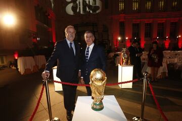 Vicente del Bosque con Alejandro Elortegui. 