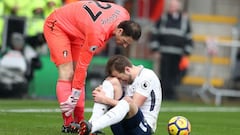 Kane injury leaves Tottenham boss Pochettino "concerned"