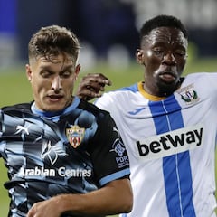 Omeruo se crece con Garitano