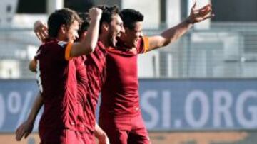 La Roma celebra el gol ante el Udinese