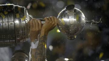 Es el máximo torneo de clubes en el continente americano, al desarrollarse con los mejores equipos de los países de Conmebol. El torneo lleva actualmente el nombre de Copa Conmebol Libertadores, después del cambio de formato para la actual edición. Su nombre es en honor a los líderes que llevaron a la independencia de territorios hispanoamericanos y brasileños de Sudamérica. Este año no compitieron equipos mexicanos, aunque se espera que pronto la Liga MX vuelva a tener representación.