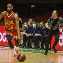 El UCAM Murcia vuelve a soñar con el playoff