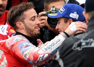 Duelo bajo la lluvia de Motegi entre Dovizioso y Márquez