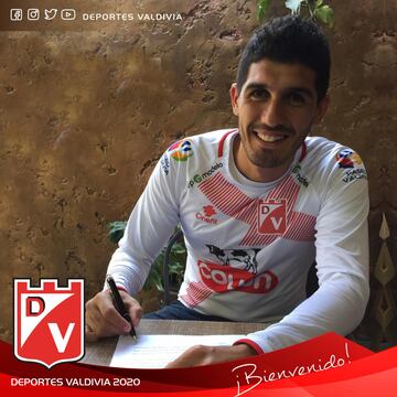 Fue el regalón de Diego Maradona en Dorados de México y ahora llega como la esperanza de gol en el complicado Valdivia.