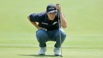 He has coached the top players in the world and is considered by the pros to be the best putting coach in golf. World No. 1 Scottie Scheffler and many others have asked Kenyon for help on the greens.