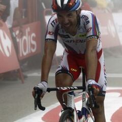 Purito: "Dumoulin tiene que ceder, si no, gana la Vuelta"