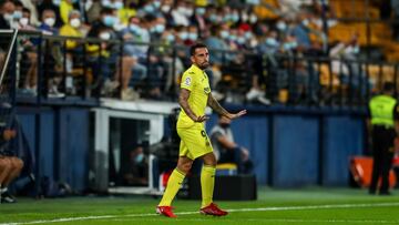 Paco Alcacer of Villarreal gestures during the Santander League match between Villareal CF and Elche CF at the Ceramica Stadium on September 22, 2021, in Valencia, Spain.
 AFP7 
 22/09/2021 ONLY FOR USE IN SPAIN