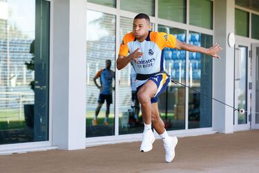 Tres días para la Real, tres incógnitas para Ancelotti