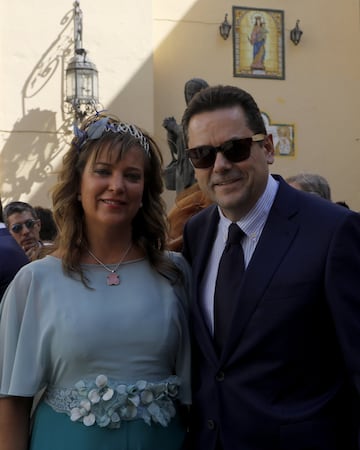 Tom芍s Roncero junto a su acompa?ante.