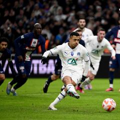 Comparan a Alexis y Mbappé: arde el debate en Francia