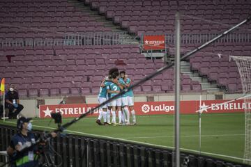 Roberto Torres celebra el 1-2 al Barcelona.
