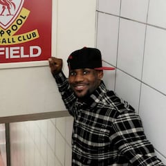 LeBron también gana millones con la final del Liverpool