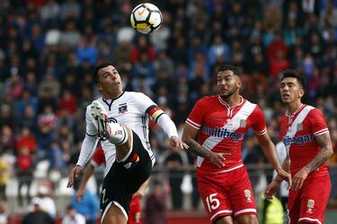 Futbol, Curico Unido vs Colo Colo
