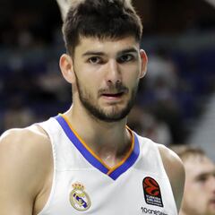 Vukcevic, traspasado al Partizán