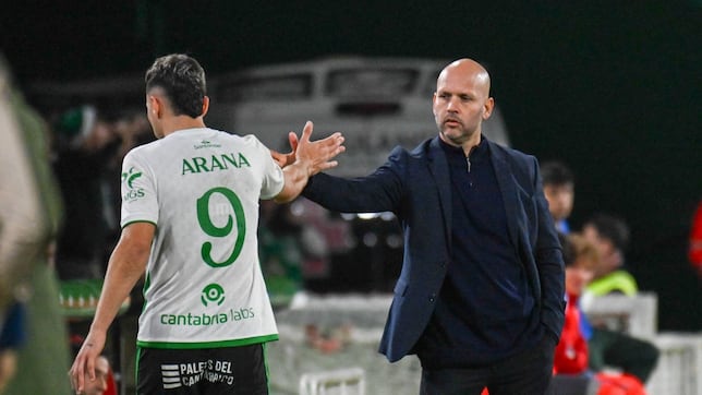 Arana, el As del Racing bajo la manga de José Alberto contra el Almería