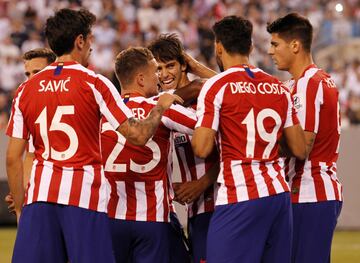 Joao Félix anotó el 0-2.