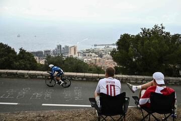 El ciclista español Oier Lazkano durante la crono de hoy. 