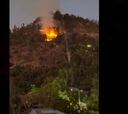 El incendio que afecta al Cerro San Cristóbal: 100 bomberos lo combaten
