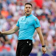 Díaz de Mera, talismán blanco que dirigirá el Madrid-Sevilla