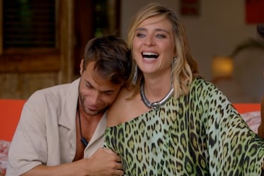 La emotiva despedida de Sandra Barneda a Montoya: Nunca me han dicho tantas veces lo guapa que estoy