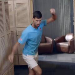 Djokovic es demasiado top: tremendo su ritual en el vestuario