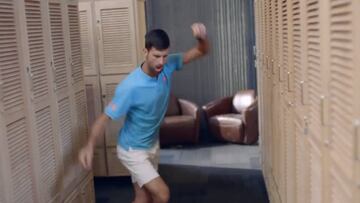 El show de Djokovic: tremendo su ritual en el vestuario