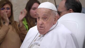 El Papa Francisco durante la impartici¨®n de la bendici¨®n 'Urbi et Orbi' y desea "buena Pascua" desde el balc¨®n de la bas¨ªlica de San Pedro, a 20 de abril de 2024, en Roma (Italia).
21 ABRIL 2025
Stefano Spaziani / Europa Press
21/04/2025