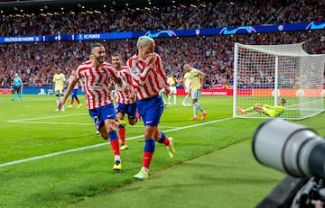 Griezmann celebrando su gol que le da la victoria del partido al Atlético de Madrid.