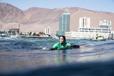 La escasez de olas frenó nueva jornada del Erizos Bodyboard Iquique Pro 2022