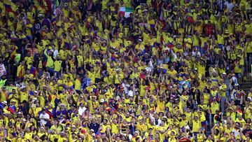 Aficionados en el Qatar-Ecuador, partido inaugural del Mundial 2022, disputado en Al Bayt.