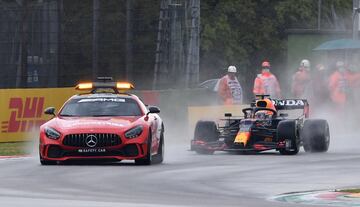 La carrera de Imola bajo la lluvia en imágenes