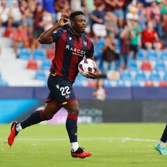 Bouldini afila el colmillo