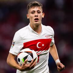 Güler: “Entiendo que me comparen con Lamine: es del Barça y yo, del Madrid”