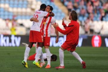 Almería-Athletic de Bilbao.  Los jugadores del Almería celebran su permanencia en primera división.