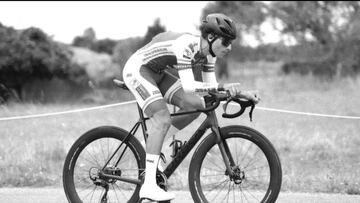 Foto del ciclista francés Noa Sartis durante una competición