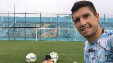 El ex guardameta del Temperley anunci&oacute; su salida del conjunto argentino para integrar al equipo dirigido por Jos&eacute; Cardozo.