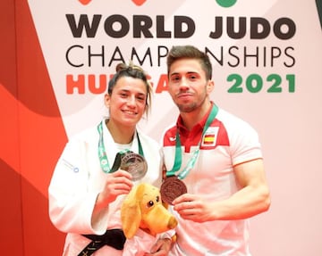 Ana Pérez (plata) y su novio Fran Garrigós (bronce el domingo). Una pareja de medallistas para Tokio.