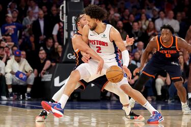 Carmelo Anthony responds to Cade Cunningham after interaction in Game 2: “It’s a respect thing”