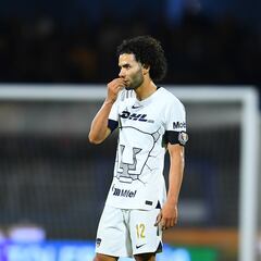 El penal que falló el ‘Chino’ Huerta en el Volcán