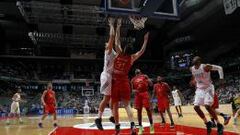 Felipe Reyes y Llull, al rescate de un Real Madrid muy gris