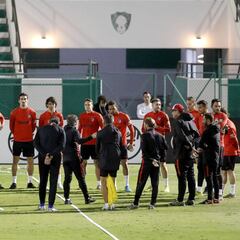 Oblak inició la última sesión al margen por precaución