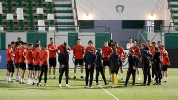 Oblak inició la última sesión al margen por precaución