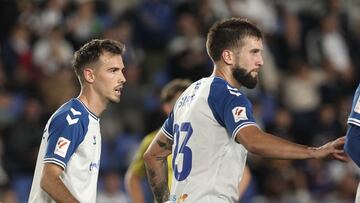 Sergio González y Nikola Sipcic.