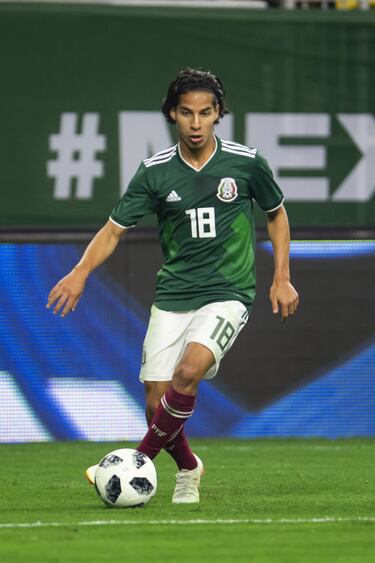 Foto de accion del partido Mexico vs Uruguay correspondiente a la fecha FIFA realizado en el estadio NRG en Houston, Estados Unidos.



Action photo of the Mexico vs Uruguay match corresponding to the FIFA date held at the NRG stadium in Houston, United States.



EN LA FOTO:



