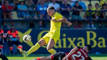 Juan Carlos Arana refuerza la delantera del Eibar