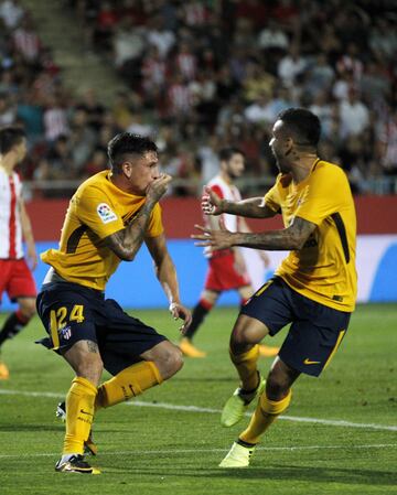 Giménez celebra el 2-2.