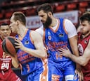 El Valencia Basket corta su mala racha en Zaragoza