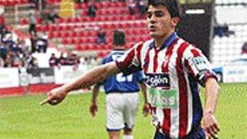 <B>LA NUEVA ESTRELLA</B>. Villa ya es el ídolo para los sportinguistas.