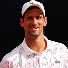 Djokovic sorprende a sus seguidores al felicitarles el año 7530